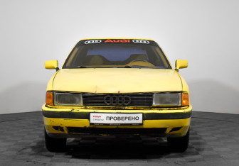 Подержанный автомобиль Audi 80 Sedan 1987 года (2 фото)