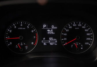 Подержанный автомобиль Kia Rio Hatchback 2021 года (12 фото)