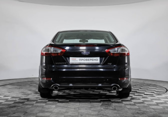 Подержанный автомобиль Ford Mondeo Sedan 2012 года (6 фото)