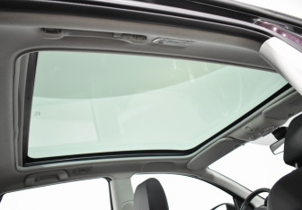 Подержанный автомобиль Nissan Qashqai 2012 года (16 фото)