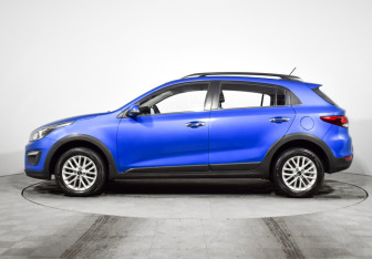 Подержанный автомобиль Kia Rio Hatchback 2019 года (8 фото)