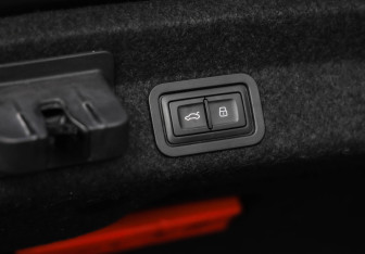 Подержанный автомобиль Audi A6 Sedan 2021 года (37 фото)