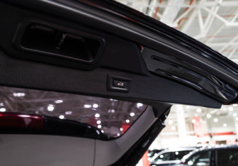 Подержанный автомобиль BMW X5 2018 года (26 фото)