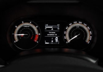 Подержанный автомобиль LADA (ВАЗ) Vesta Sedan 2023 года (17 фото)