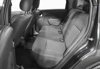 Подержанный автомобиль Renault Logan Sedan 2009 года (11 фото)