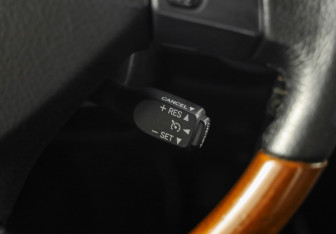 Подержанный автомобиль Lexus RX 2008 года (12 фото)