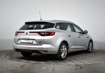 Подержанный автомобиль Renault Megane Wagon 2016 года (5 фото)