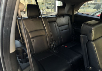 Подержанный автомобиль Honda Pilot 2017 года (34 фото)