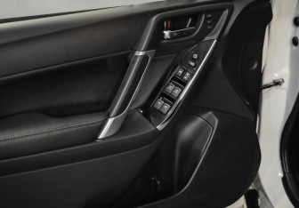 Подержанный автомобиль Subaru Forester Suv 2016 года (20 фото)
