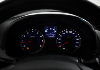 Подержанный автомобиль Hyundai Solaris Sedan 2016 года (17 фото)