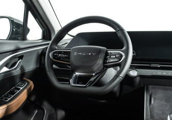 Подержанный автомобиль Omoda C5 2022 года (26 фото)