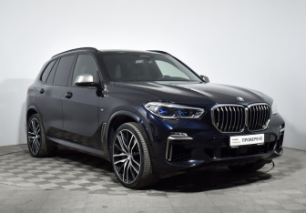 Подержанный автомобиль BMW X5 2018 года (3 фото)