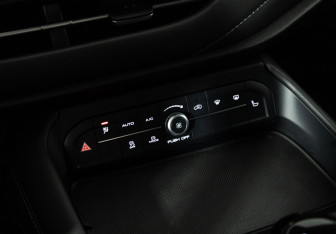 Подержанный автомобиль Haval F7 2021 года (17 фото)