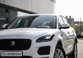 Подержанный автомобиль Jaguar E-Pace 2018 года (2 фото)