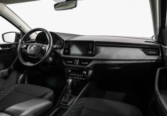 Подержанный автомобиль Skoda Rapid Liftback 2021 года (9 фото)