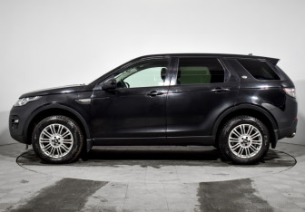 Подержанный автомобиль Land Rover Discovery Sport 2015 года (8 фото)