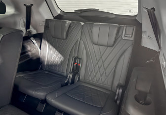 Подержанный автомобиль Chery Tiggo 8 Pro Max 2023 года (14 фото)