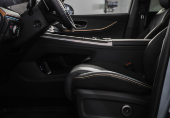 Подержанный автомобиль Jaecoo J8 2024 года (25 фото)