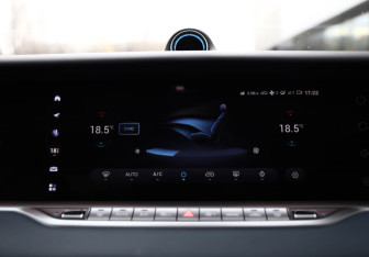 Подержанный автомобиль Voyah Free 2022 года (16 фото)