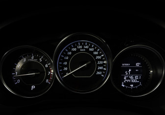 Подержанный автомобиль Mazda 6 Sedan 2014 года (21 фото)