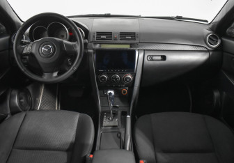 Подержанный автомобиль Mazda 3 Sedan 2007 года (13 фото)