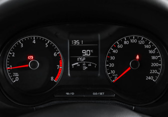 Подержанный автомобиль Volkswagen Polo Sedan 2018 года (11 фото)