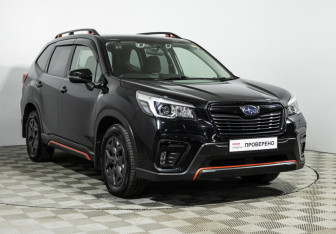 Подержанный автомобиль Subaru Forester Suv 2018 года (3 фото)