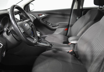 Подержанный автомобиль Ford Focus Wagon 2019 года (10 фото)