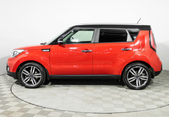 Подержанный автомобиль Kia Soul 2018 года (8 фото)
