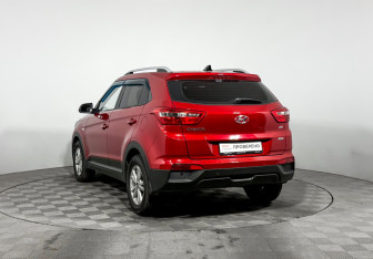 Подержанный автомобиль Hyundai Creta 2018 года (7 фото)