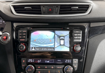 Подержанный автомобиль Nissan Qashqai 2014 года (17 фото)