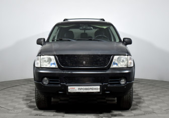 Подержанный автомобиль Ford Explorer 2005 года (2 фото)
