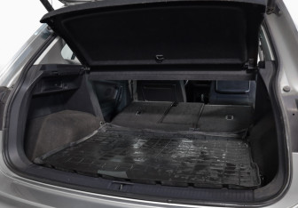 Подержанный автомобиль Volkswagen Tiguan 2019 года (31 фото)