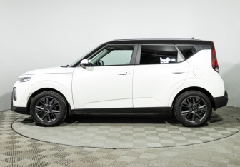 Подержанный автомобиль Kia Soul 2021 года (8 фото)