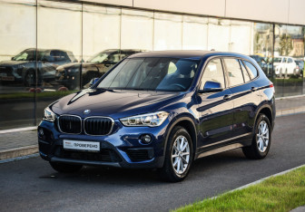 Подержанный автомобиль BMW X1 2019 года (3 фото)