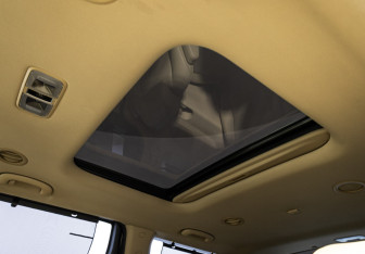 Подержанный автомобиль Kia Carnival 2019 года (25 фото)