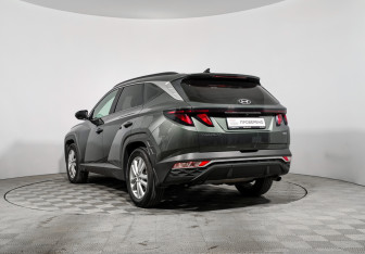 Подержанный автомобиль Hyundai Tucson 2021 года (7 фото)