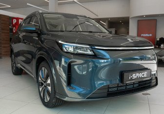 Новый Evolute i-SPACE 2025 (3 фото)