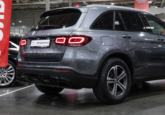 Подержанный автомобиль Mercedes-Benz GLC Coupe 2021 года (7 фото)