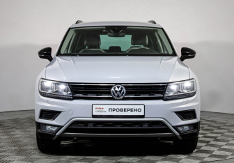 Подержанный автомобиль Volkswagen Tiguan 2019 года (2 фото)