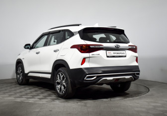 Подержанный автомобиль Kia Seltos 2020 года (7 фото)