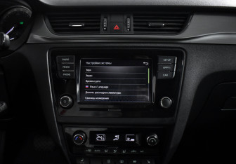 Подержанный автомобиль Skoda Rapid Liftback 2019 года (15 фото)