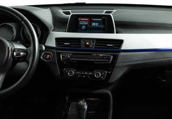 Подержанный автомобиль BMW X1 2019 года (14 фото)