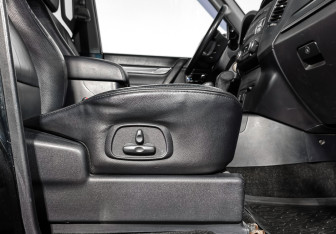 Подержанный автомобиль Mitsubishi Pajero 2011 года (15 фото)