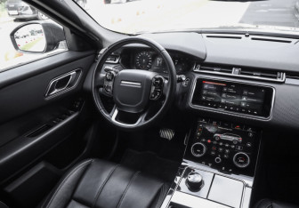 Подержанный автомобиль Land Rover Range Rover Velar 2017 года (13 фото)
