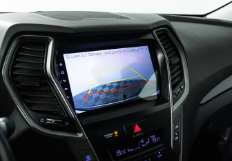 Подержанный автомобиль Hyundai Santa Fe 2017 года (4 фото)