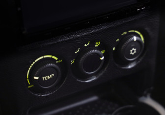 Подержанный автомобиль LADA (ВАЗ) Priora Sedan 2015 года (15 фото)