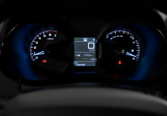 Подержанный автомобиль DongFeng AX7 2017 года (19 фото)