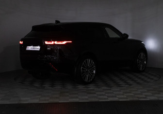 Подержанный автомобиль Land Rover Range Rover Velar 2020 года (30 фото)