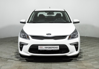 Подержанный автомобиль Kia Rio Sedan 2018 года (2 фото)